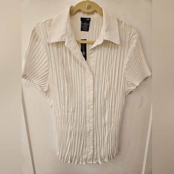 NWT - East 5th "Optic White" Accordion Dress Blouse w See-through Eyelets - 1X - Picture 1 of 13